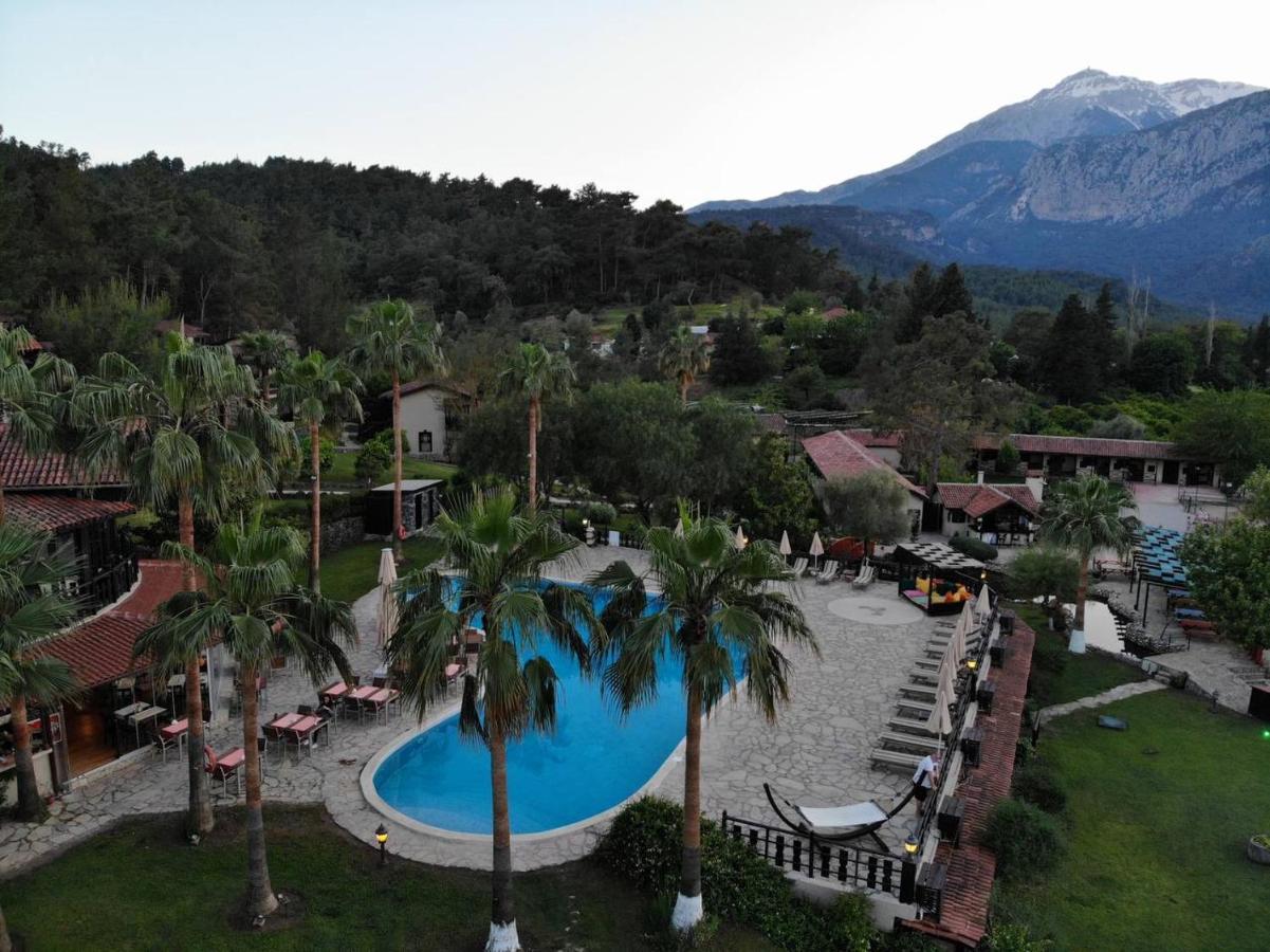 Hotel Berke Ranch&Nature 凯梅尔 外观 照片