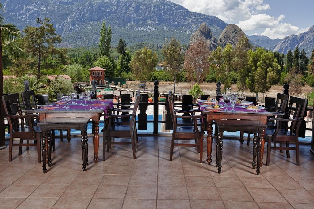 Hotel Berke Ranch&Nature 凯梅尔 外观 照片